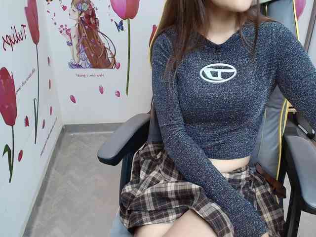 Angela19 webcam