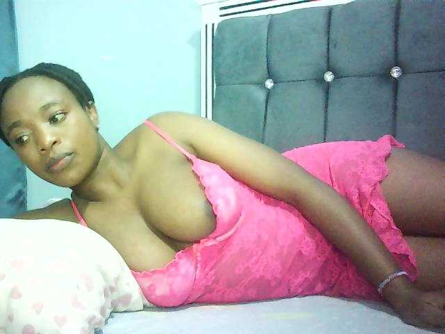 Nasimblew's BongaCams show and profile
