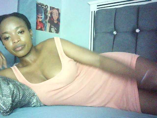 Nasimblew's BongaCams show and profile