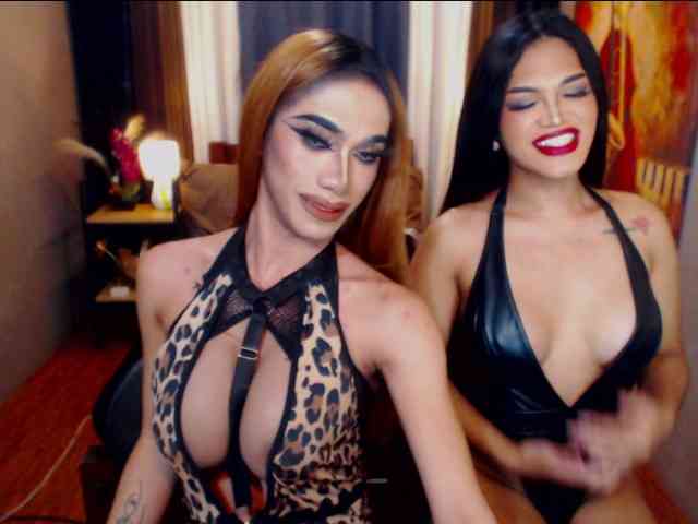 TwoLoadedQueens Live Webcam on BongaCams