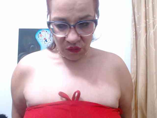 Madame_Desire webcam