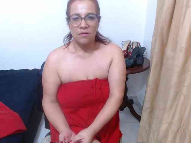 Maduragins Live Webcam on BongaCams