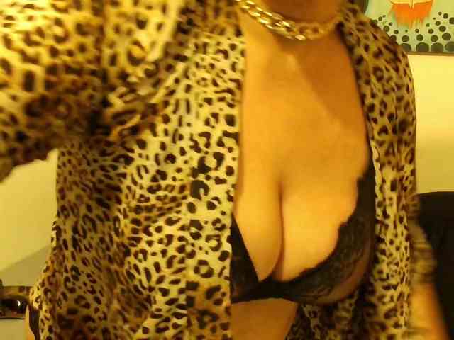 Madame_Desire webcam