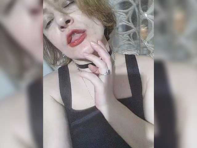 Good-woman's BongaCams show and profile