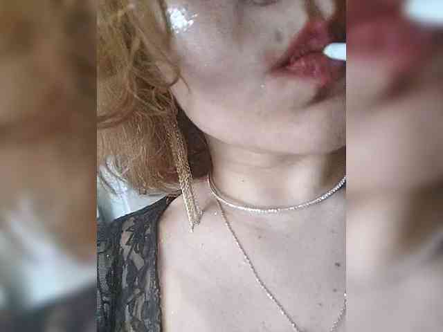 Good-woman webcam