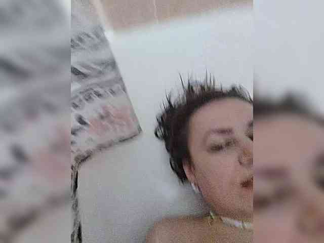 Good-woman webcam