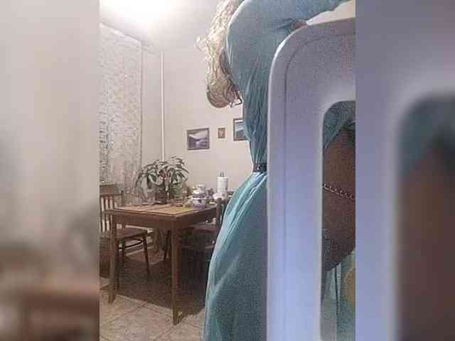 Good-woman webcam