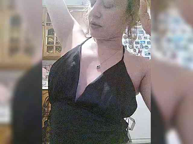 Good-woman webcam