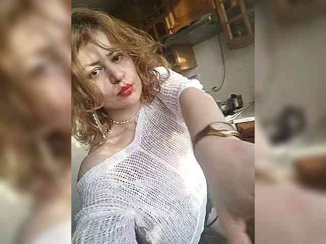 Good-woman webcam