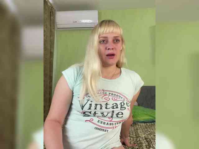 Kira2025 webcam