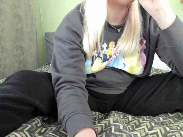 Kira2025 webcam