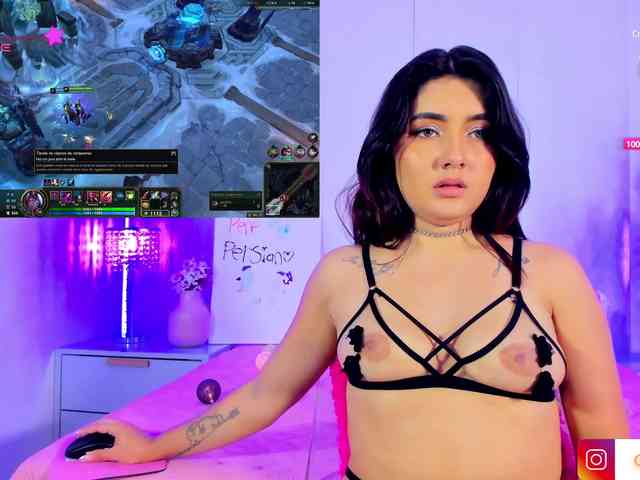 GigiCarter webcam