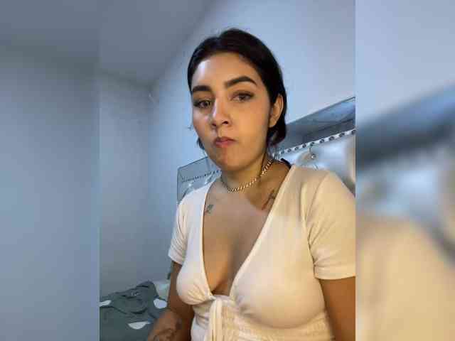 GigiCarter webcam