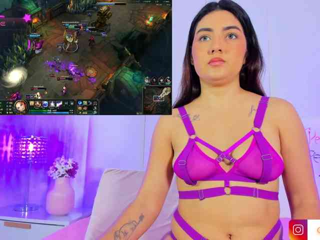 GigiCarter webcam