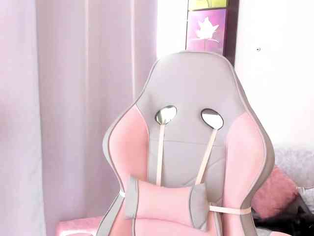 sweetavi webcam