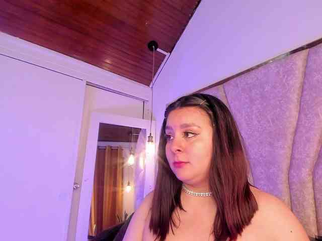 Emajames25 webcam