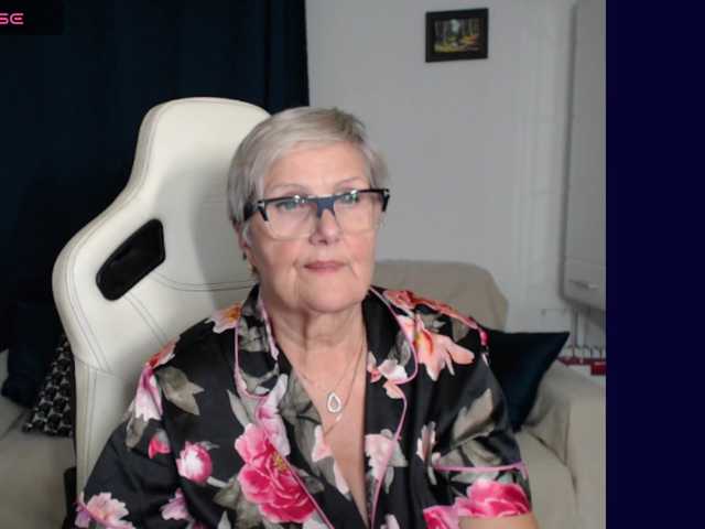 Selenna65's BongaCams show and profile