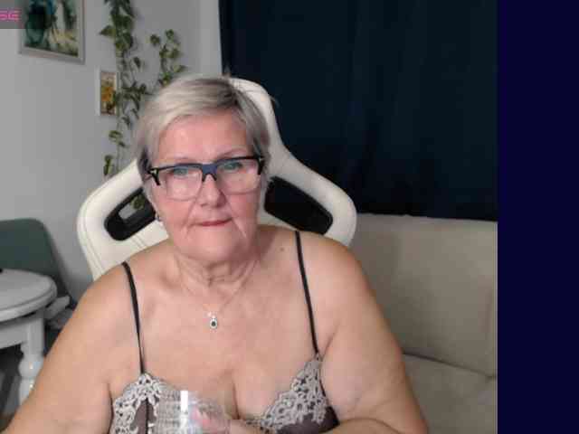 Selenna65 webcam