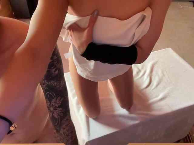 AliceAndAlex webcam