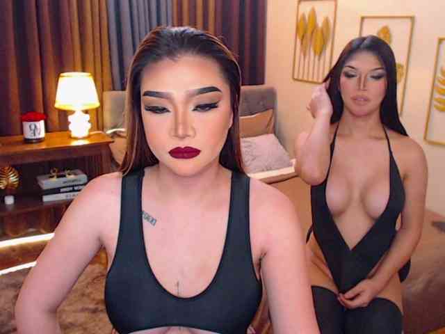 SeductiveDuos02 Live Webcam on BongaCams