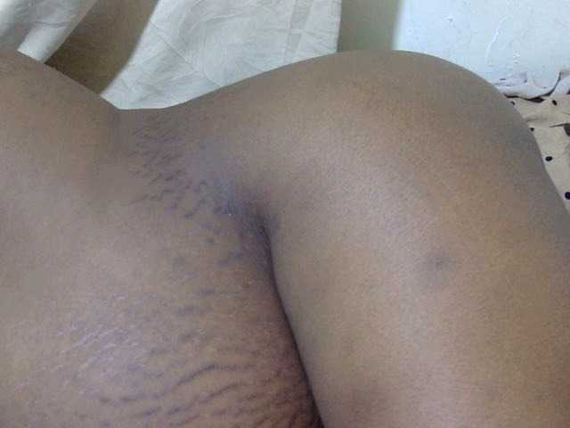 lovely-maya's BongaCams show and profile