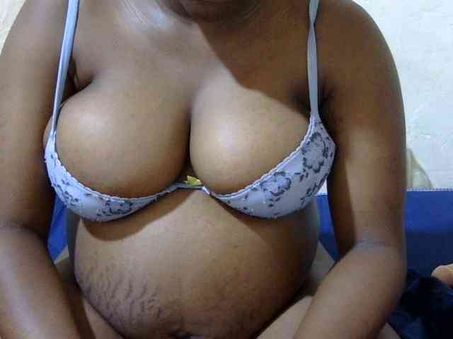 lovely-maya lovely-maya