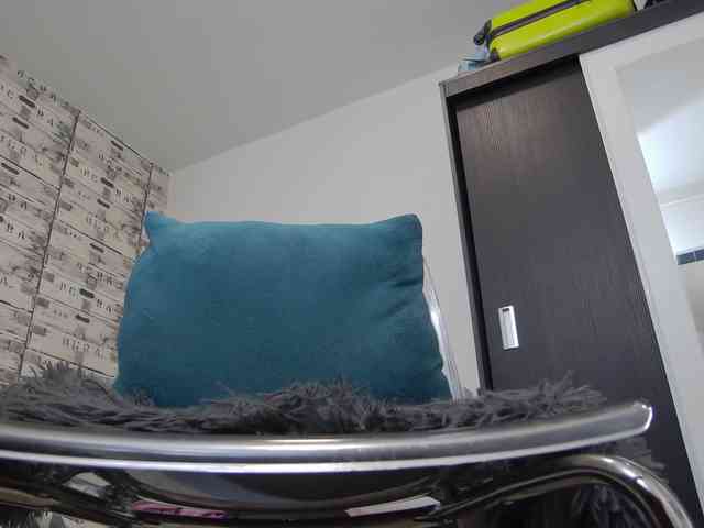 AnnyaRose webcam