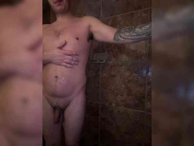 Martinez082997 Live Webcam on BongaCams