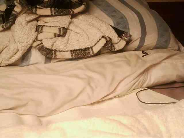 Creamy-234 webcam
