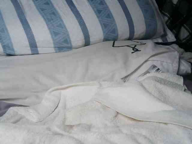 Creamy-234 webcam