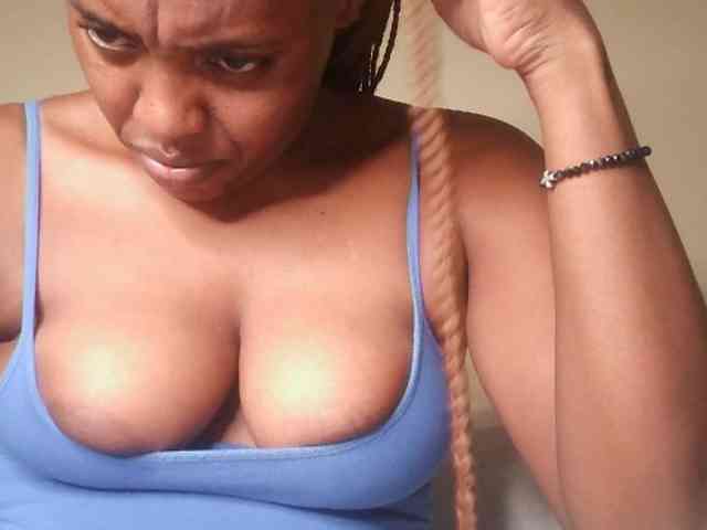 Creamy-234 webcam