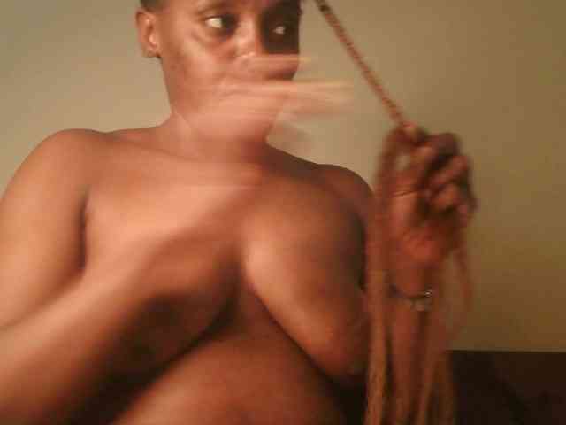 Creamy-234 webcam
