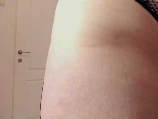 SherrySquirts's BongaCams show and profile