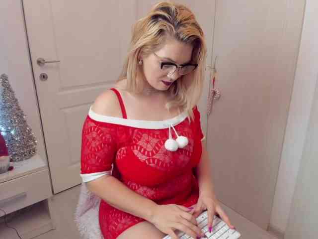 SherrySquirts webcam