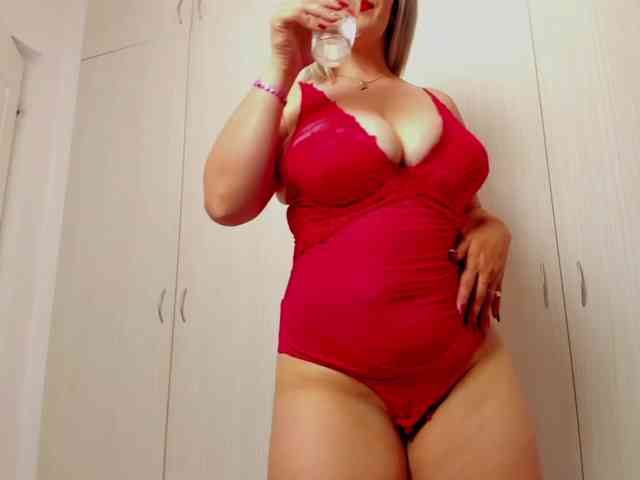 SherrySquirts webcam