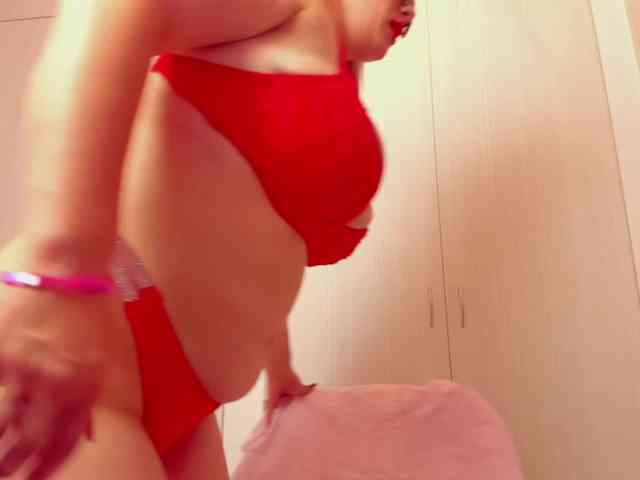 SherrySquirts webcam