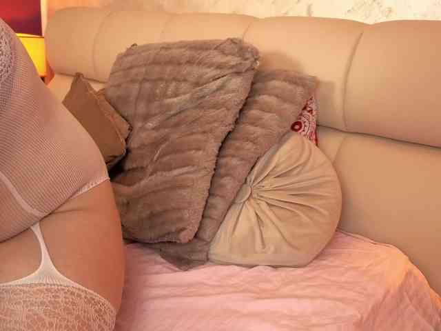 SherrySquirts webcam