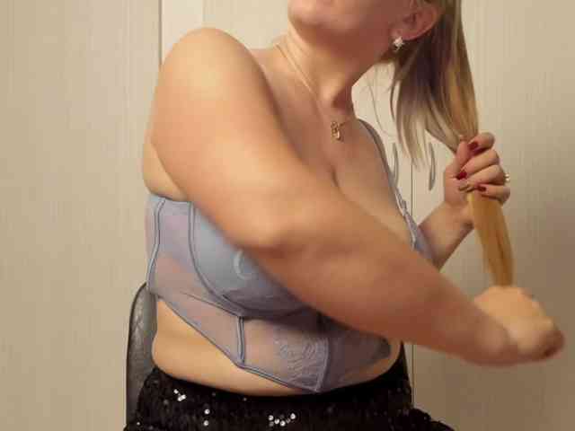 SherrySquirts webcam