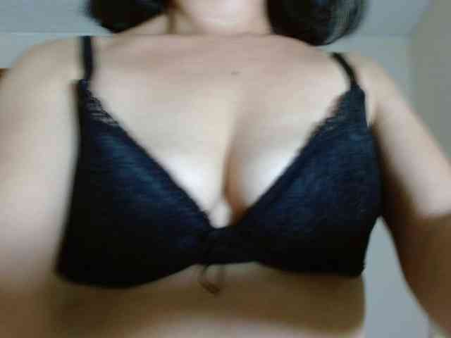 marilyn-beautifullyhairy webcam