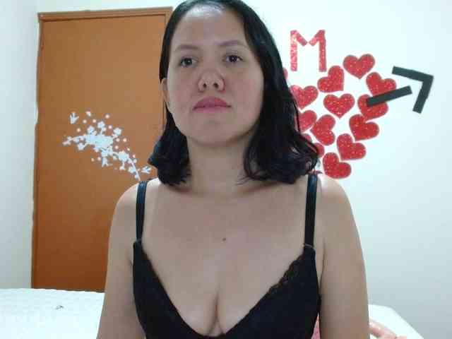 marilyn-beautifullyhairy webcam