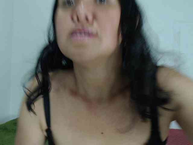 marilyn-beautifullyhairy webcam