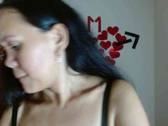 marilyn-beautifullyhairy webcam