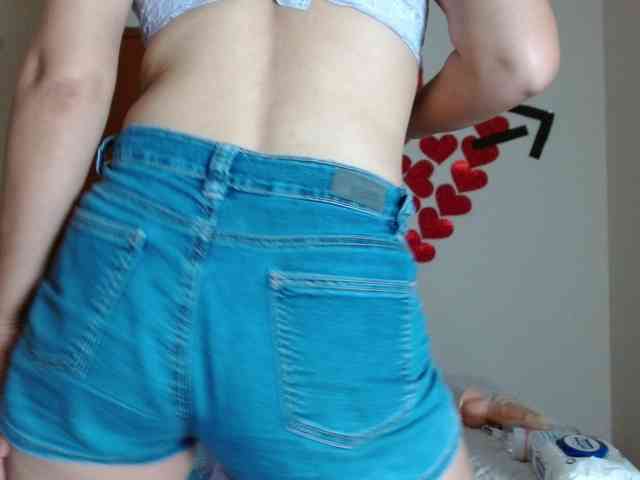 marilyn-beautifullyhairy webcam