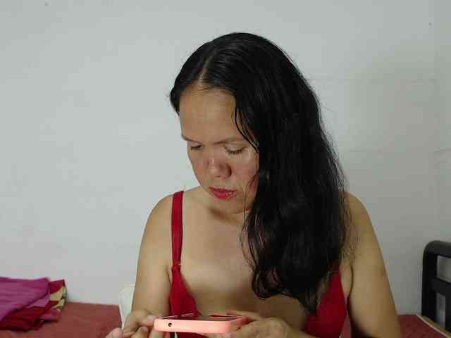 marilyn-beautifullyhairy webcam