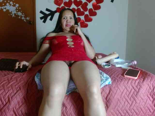 marilyn-beautifullyhairy webcam