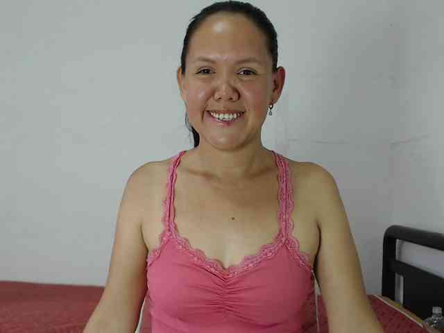 marilyn-beautifullyhairy webcam