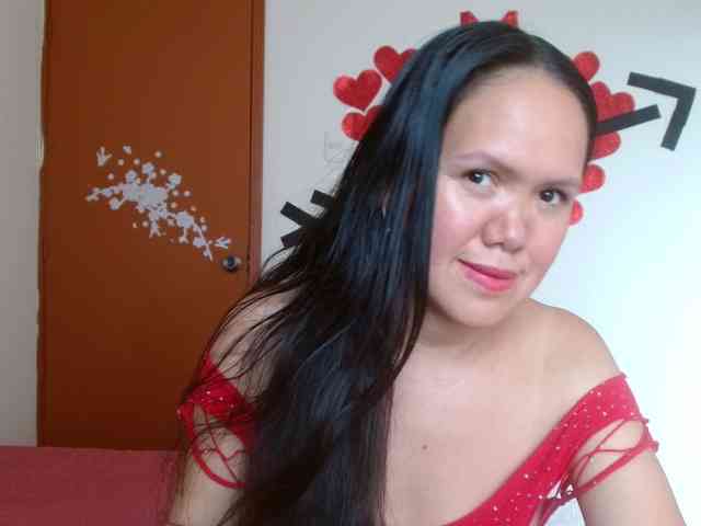 marilyn-beautifullyhairy webcam