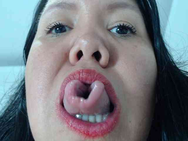 marilyn-beautifullyhairy webcam