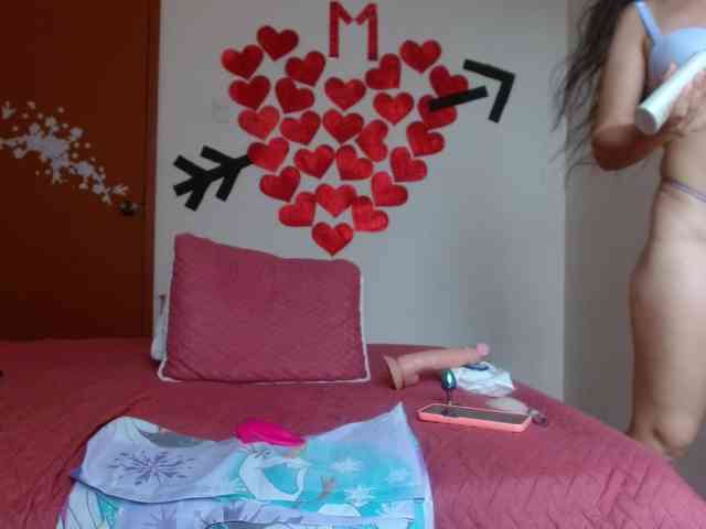 marilyn-beautifullyhairy webcam