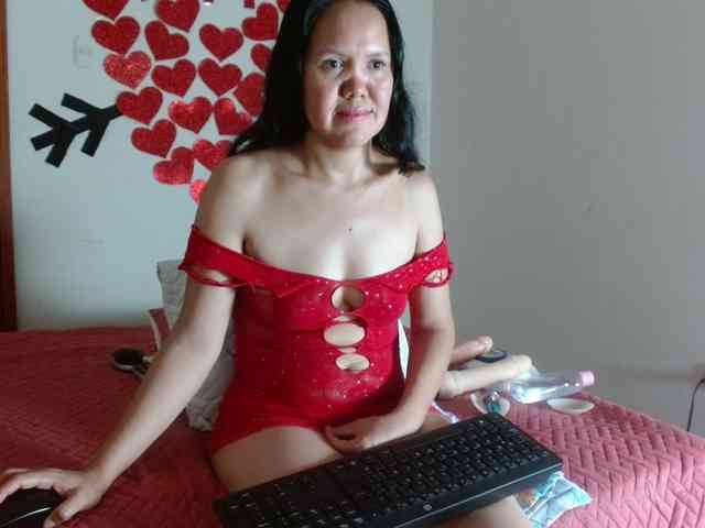 marilyn-beautifullyhairy webcam